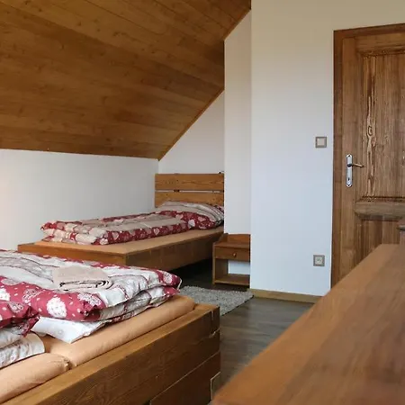 Pinus Cembra Vakantiehuis Stará Lesná